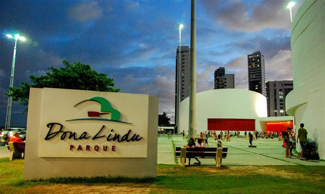 image-84 Praças do Recife – Passeios, Diversão e Esportes ao Ar Livre